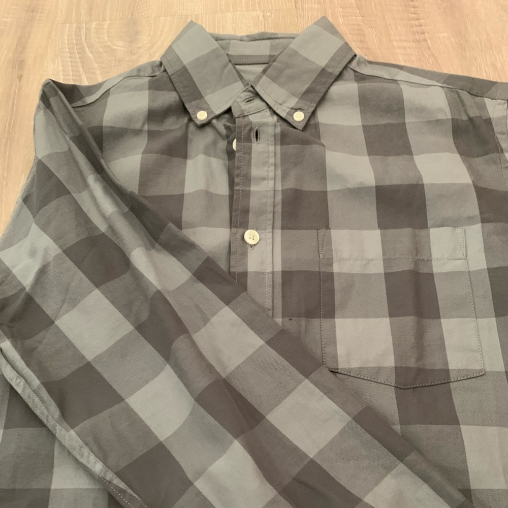 Gray button down - Picture 3 of 3